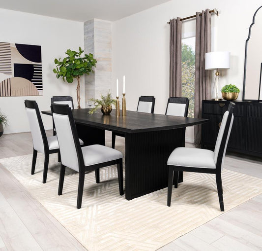 Brookmead 7-Pc Dining Set w/18" Removable Leaf