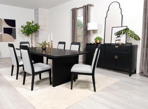 Brookmead 7-Pc Dining Set w/18" Removable Leaf