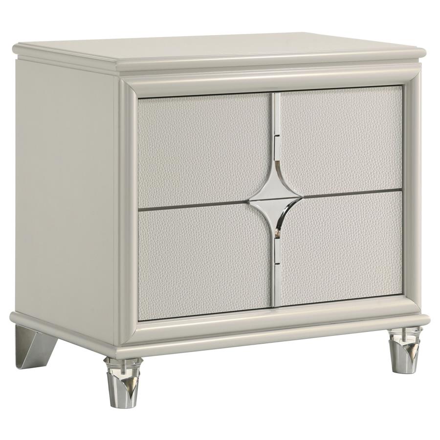 Olivia Pearl White 4 Pc LED Bedroom Set