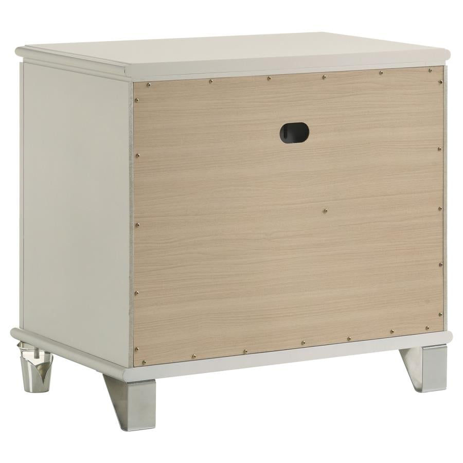 Olivia Pearl White 4 Pc LED Bedroom Set