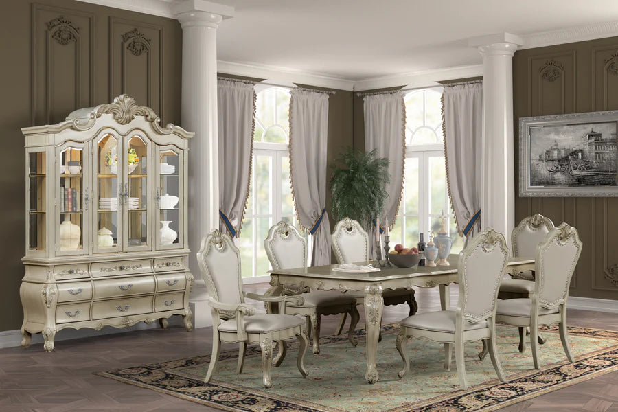 McFerran D8300 White Wash Dining Room Set