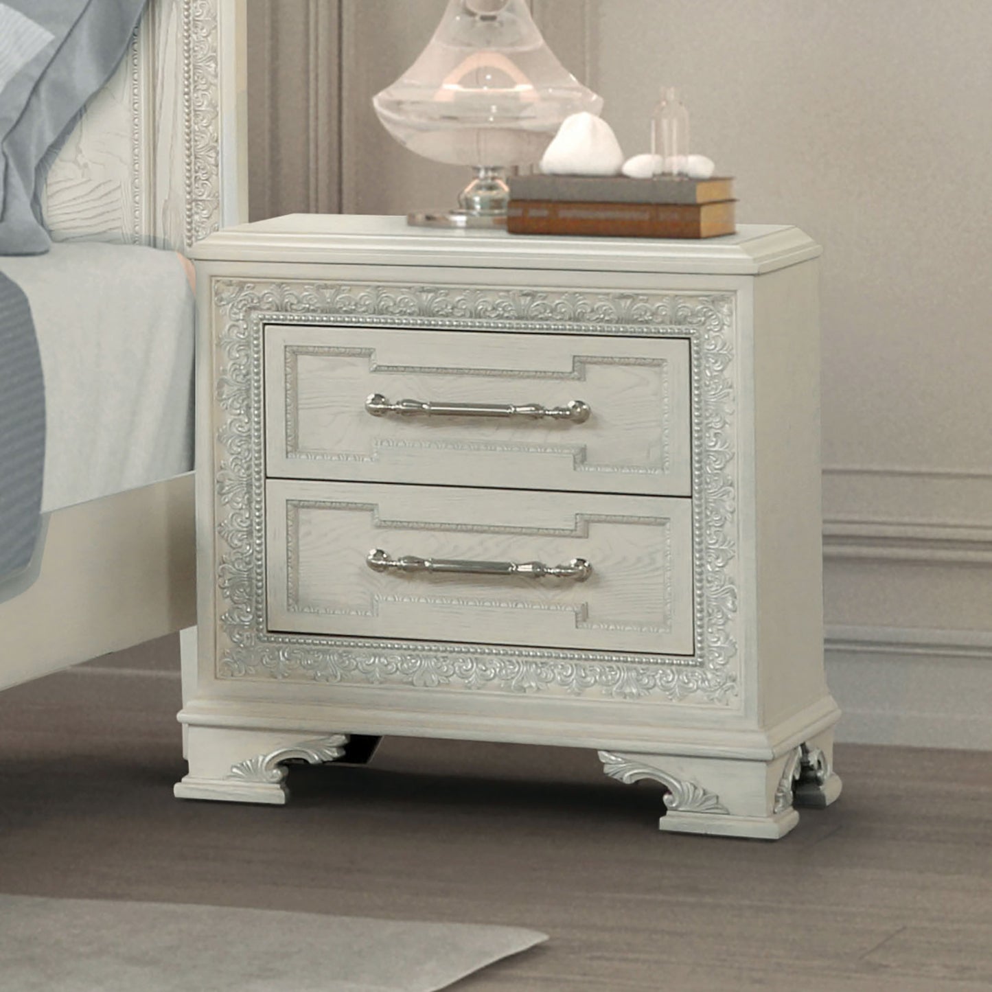 Stella Mia Creamy White Nightstand FM70000WH-N