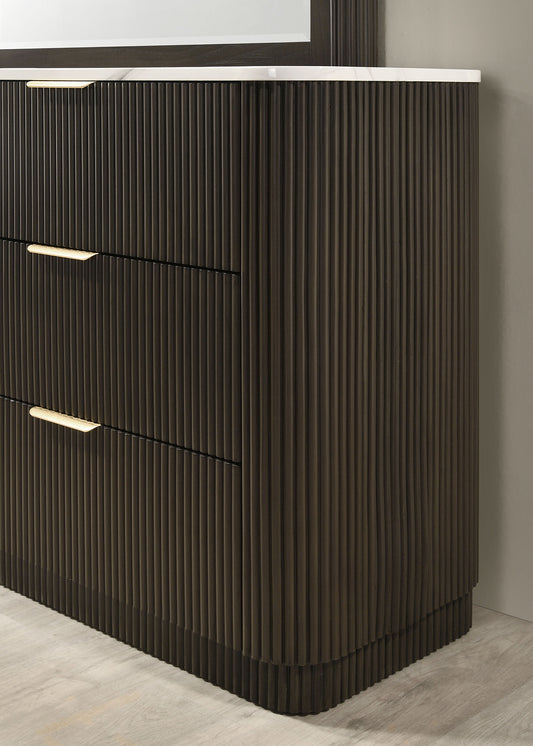 Lantristant 6 Drawer Dresser FM72014DW-D