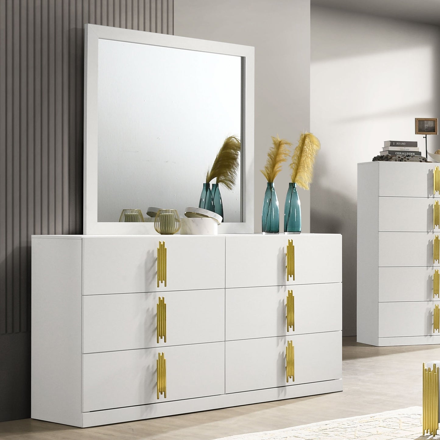 Basildon 4 Pc Bedroom Set FM7271WH-Q-4PC