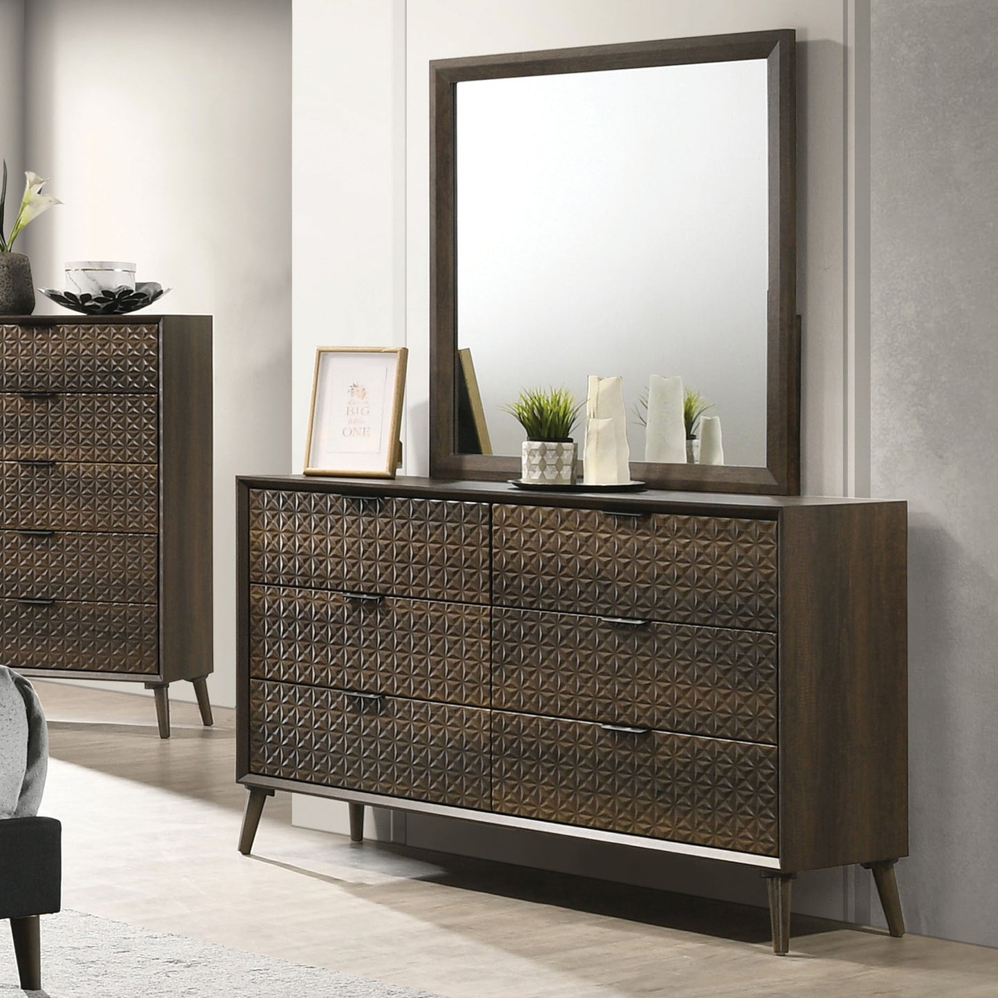 Chalfont FM7272DB Dark Brown Bedroom Set