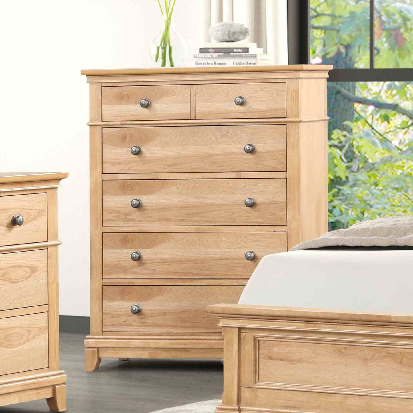 McHenry FM7706NT-C Natural Oak Chest
