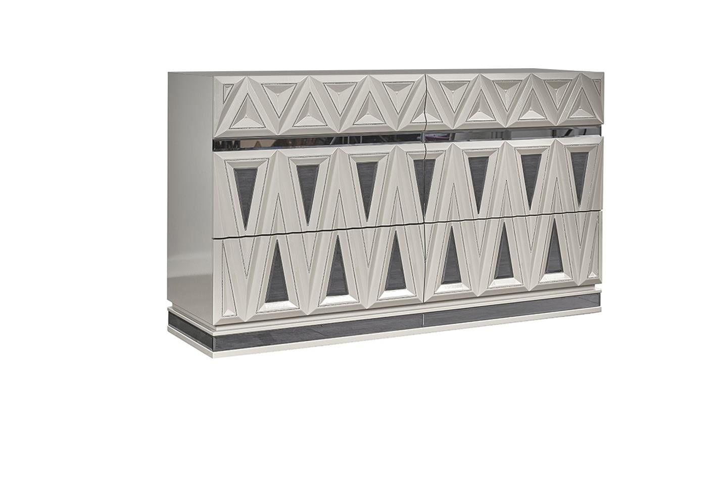 Lavita 4 Pc Bedroom Set - King Bed
