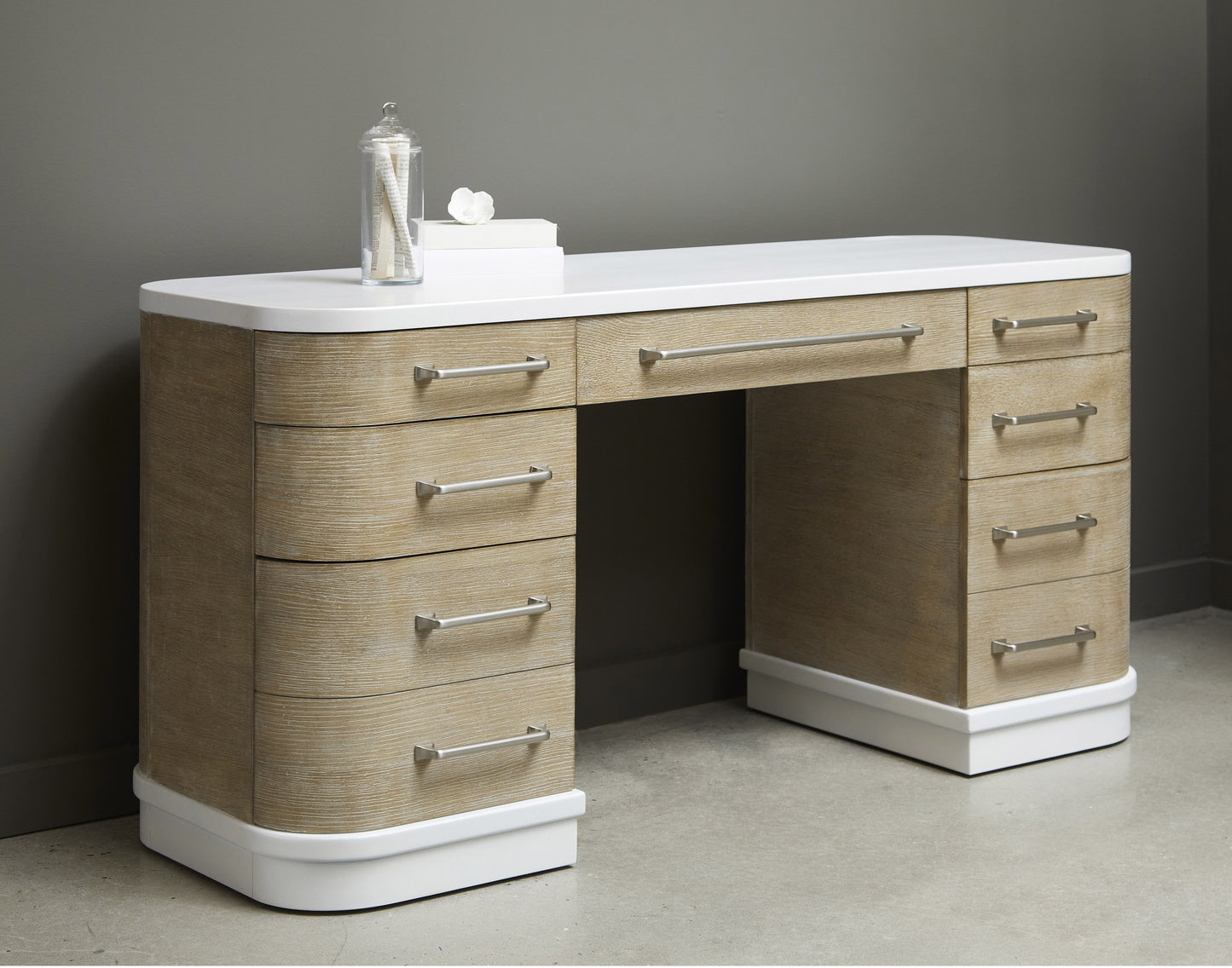Pulaski Furniture Writing Desk P301619