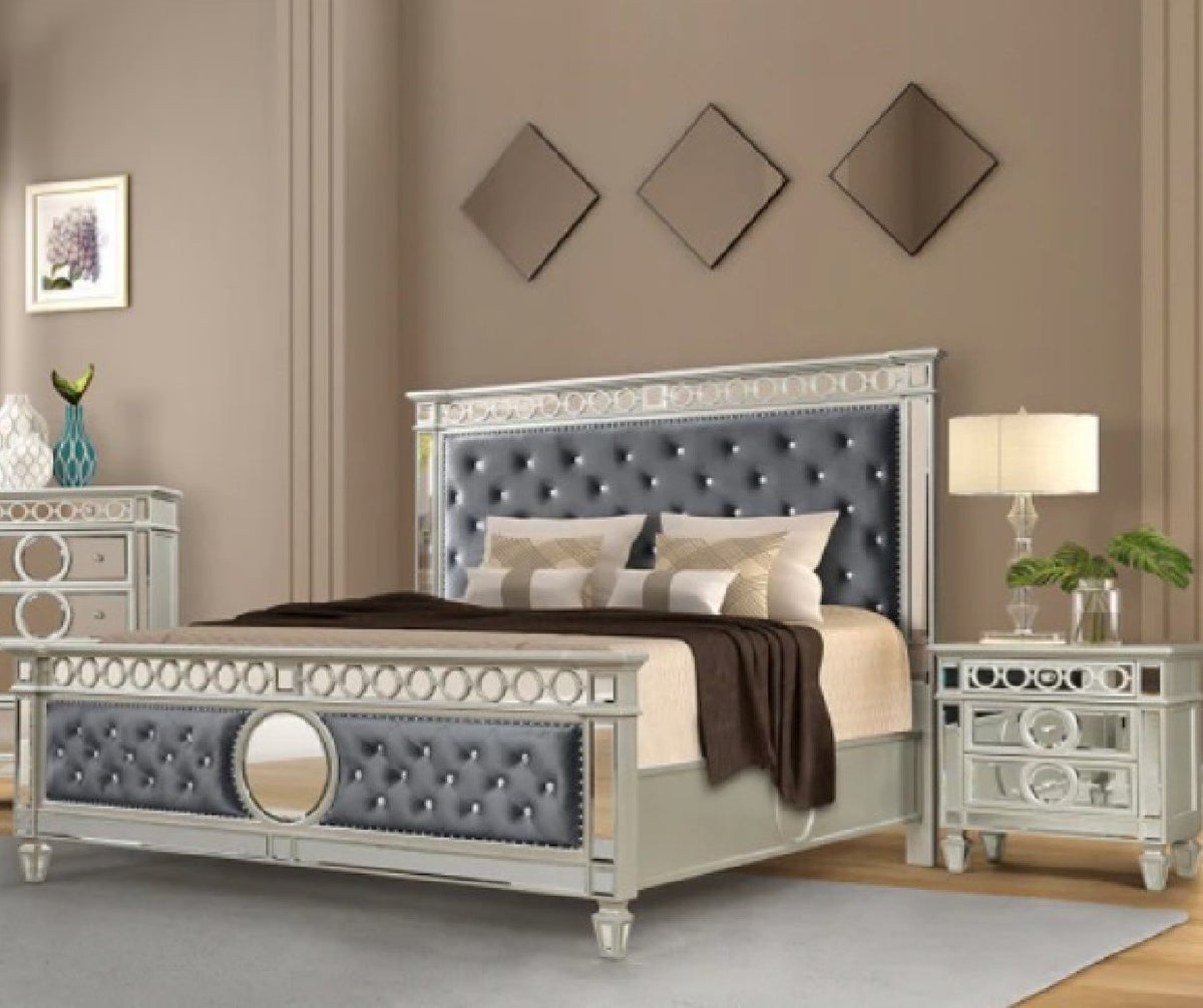 McFerran B1689 King Bed + 2 Nightstands