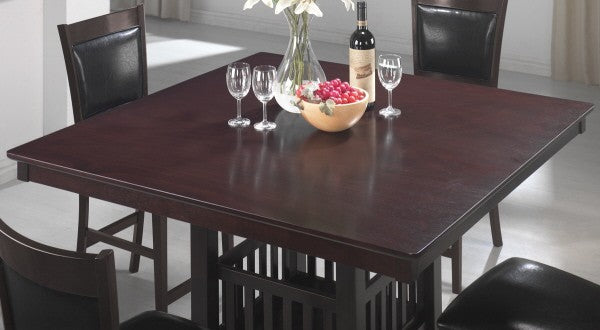 Colección de comedor Jaden - Gabinete de almacenamiento