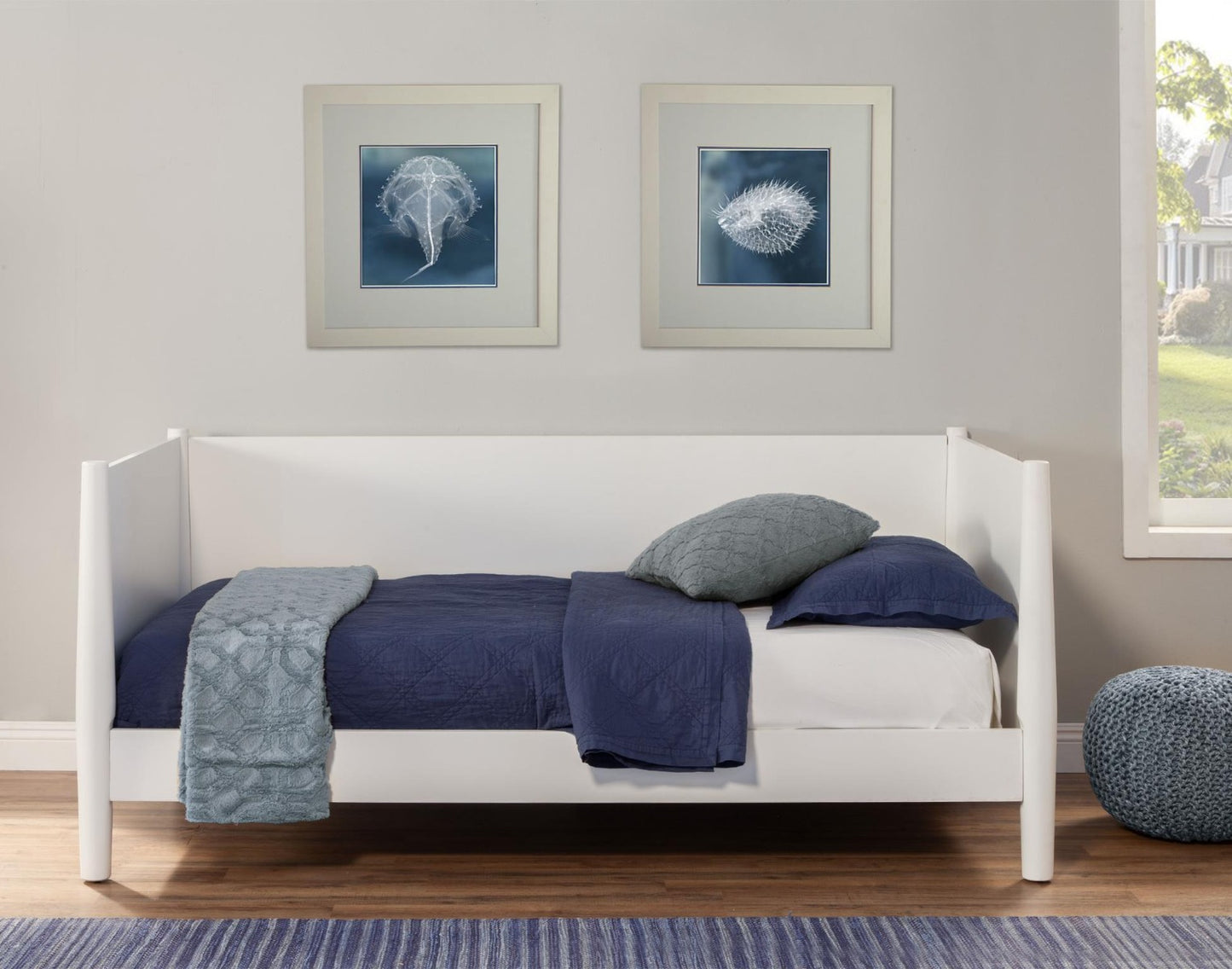 Flynn Twin Size Daybed - White Finish
