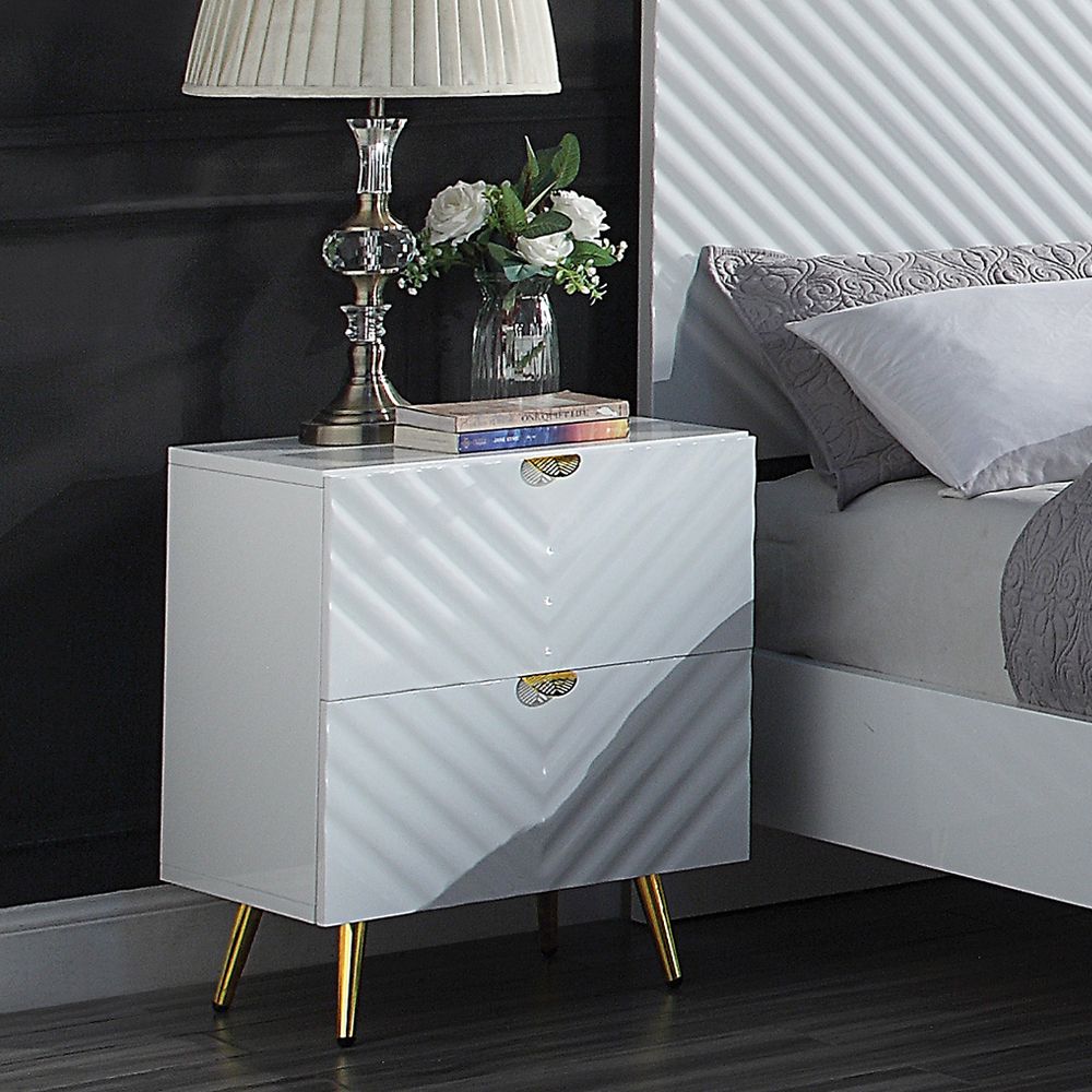 Gaines High Gloss Nightstand