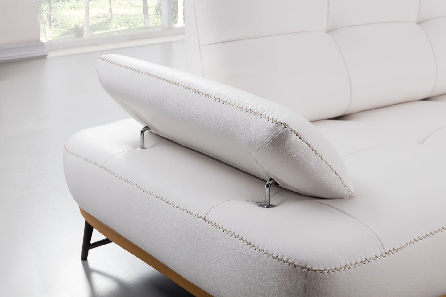 American Eagle EK-L8005M White w/Yellow Trim Sectional