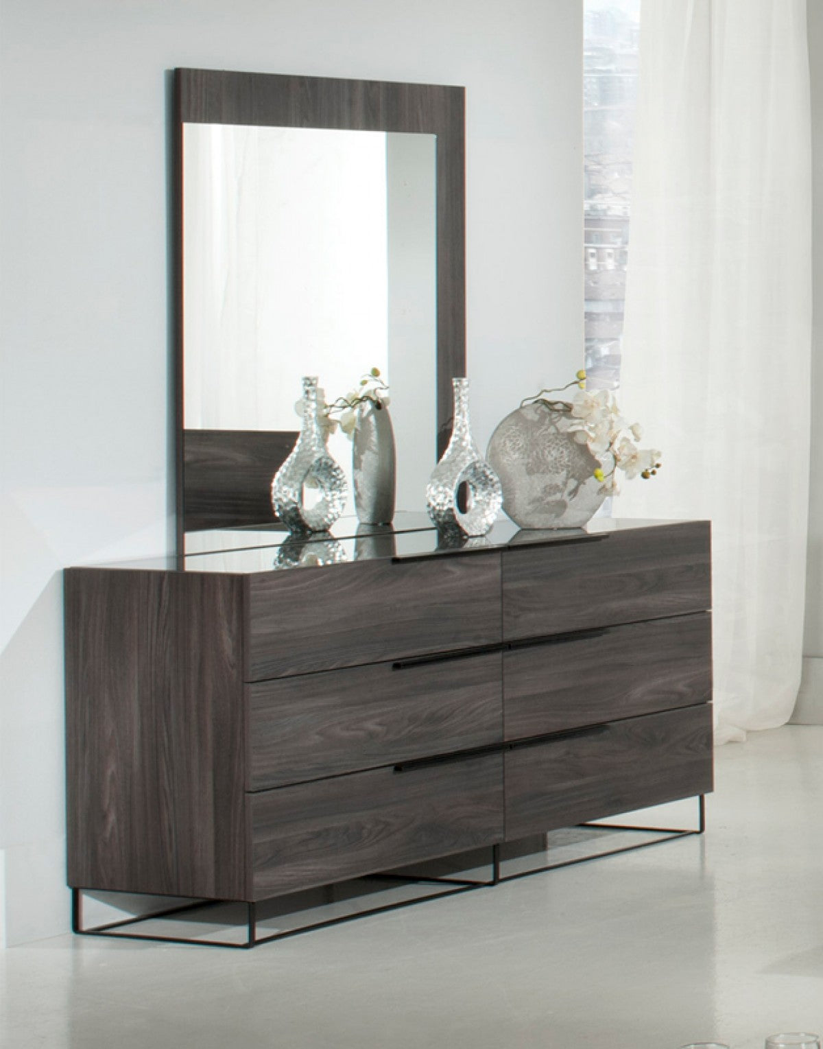 Enzo 6 Drawer Dresser