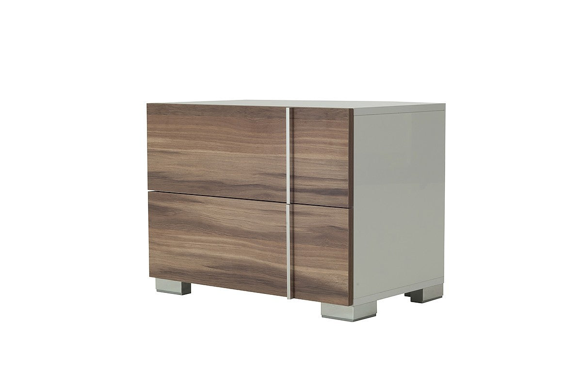 Giovanna Nightstand