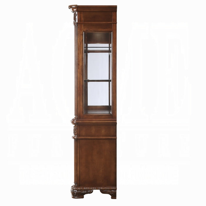 Chateau de Ville Buffet & Hutch 04079