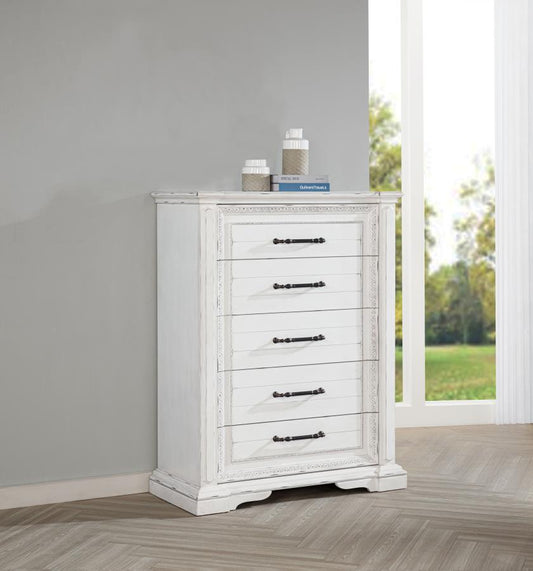 McKinney White Chest 215875