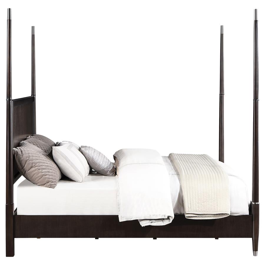 Emberlyn Queen Poster Bed 223061Q
