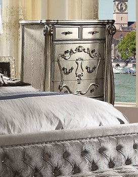 Versailles 4 Pc Bedroom Collection - Antique Platinum
