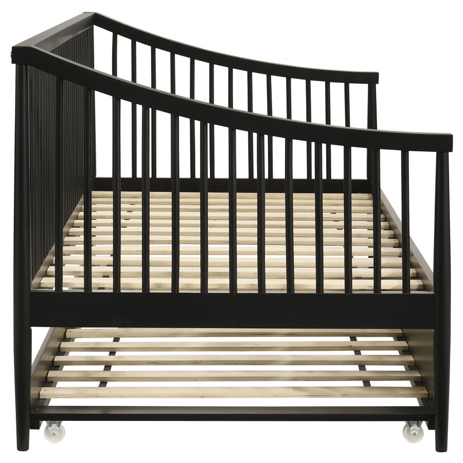 Delgado Windsor Twin Wood Daybed with Trundle