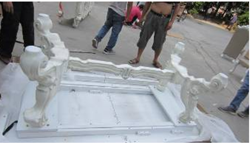 Versailles Dining Collection Acme 61130 - Bone White