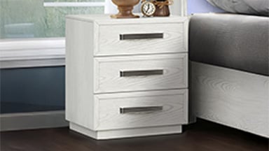 Bayford White 4 Pc Bedroom Set by New Classic