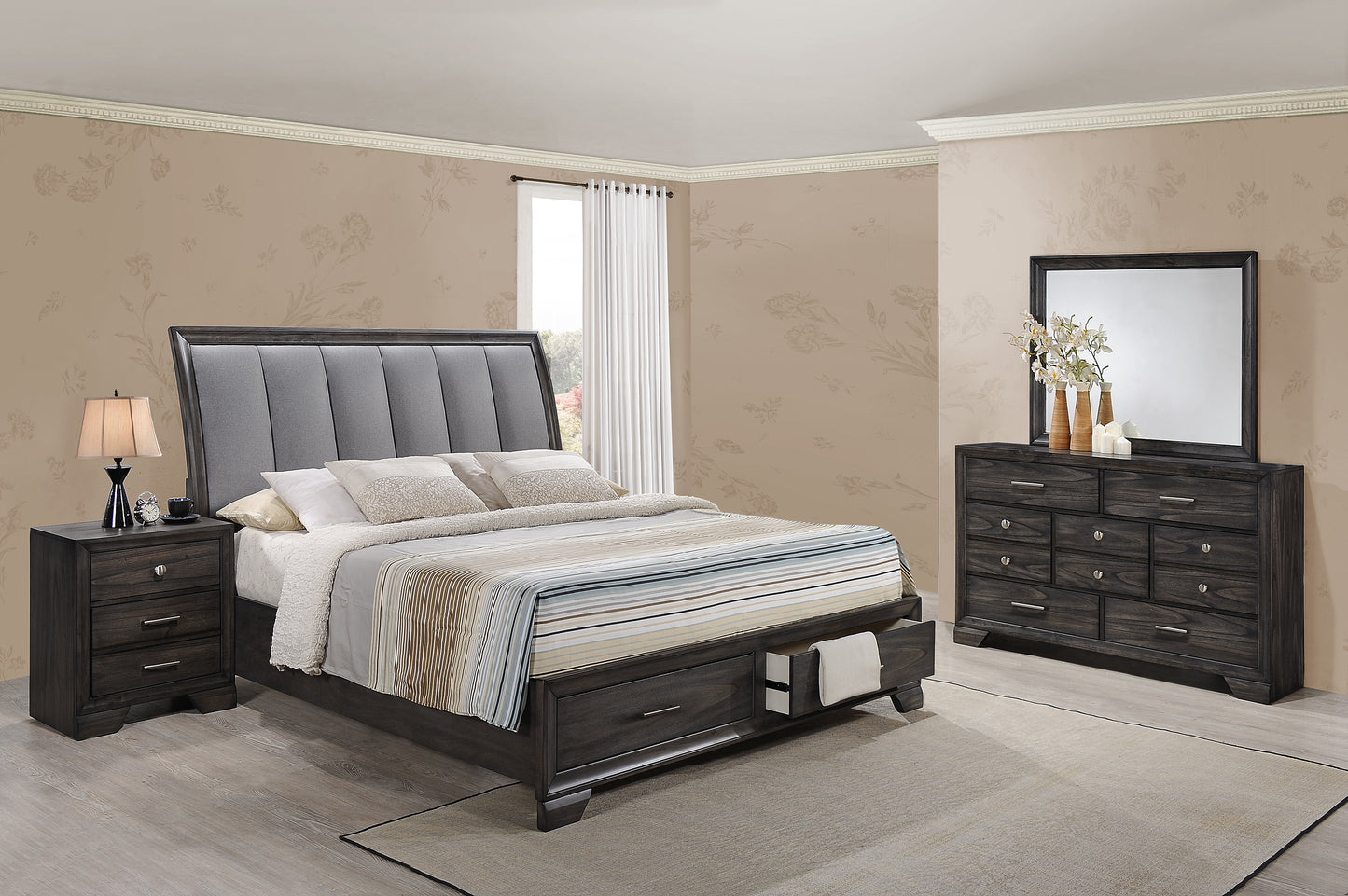 Jaymes King 4 Pc Bedroom Set B6580