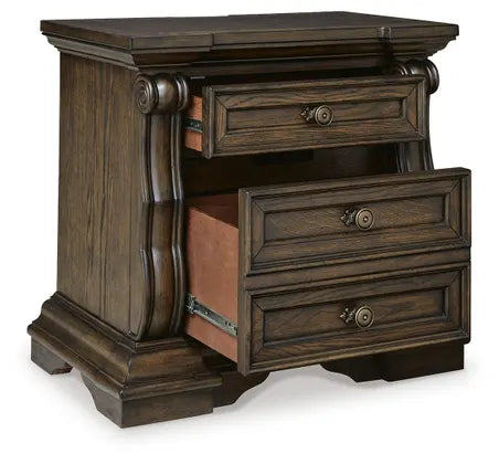 Maylee 4 Pc King Bedroom Set by Ashley