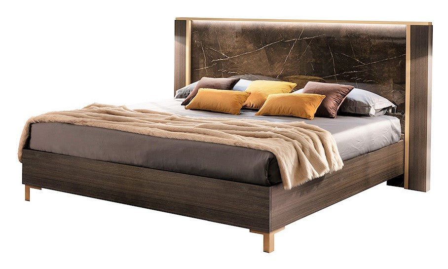 Essenza Bedroom by Arredoclassic - Made in Italy