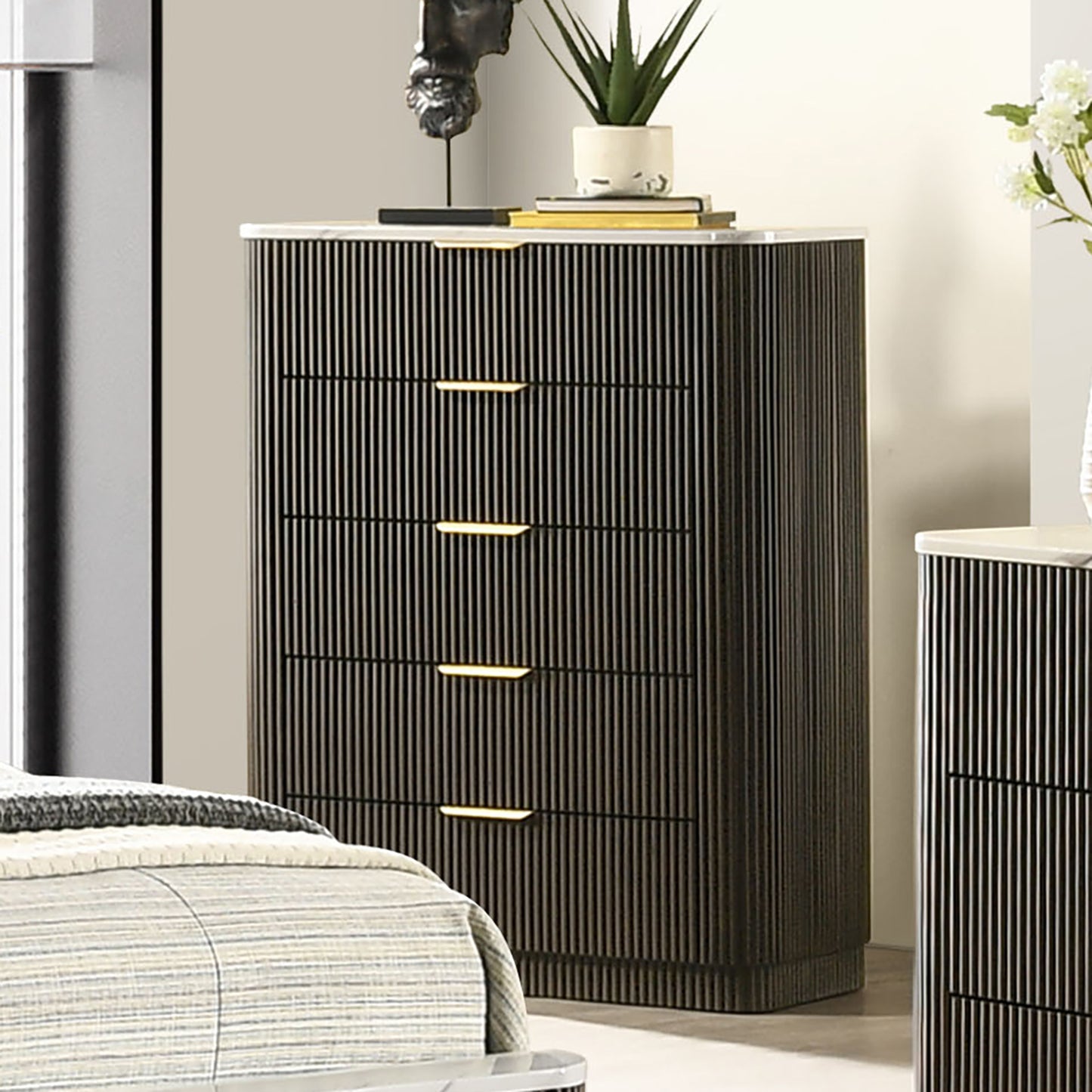 Lantrisant 5 Drawer Chest FM72014DW-C