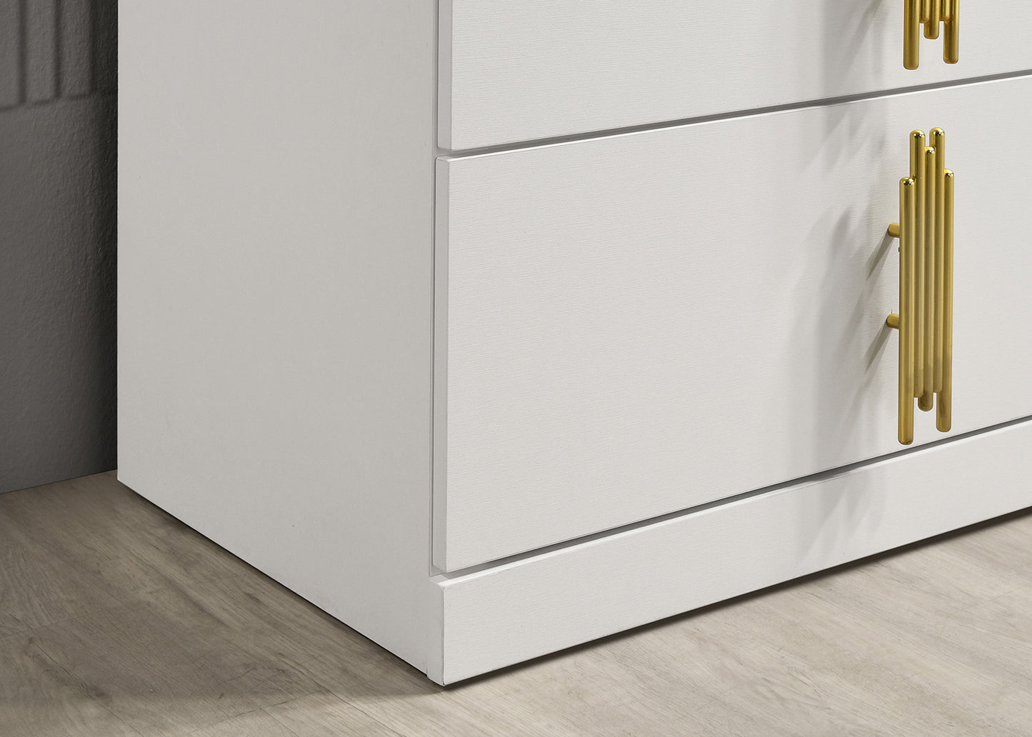 Basildon 4 Pc White Bedroom Set - King Bed