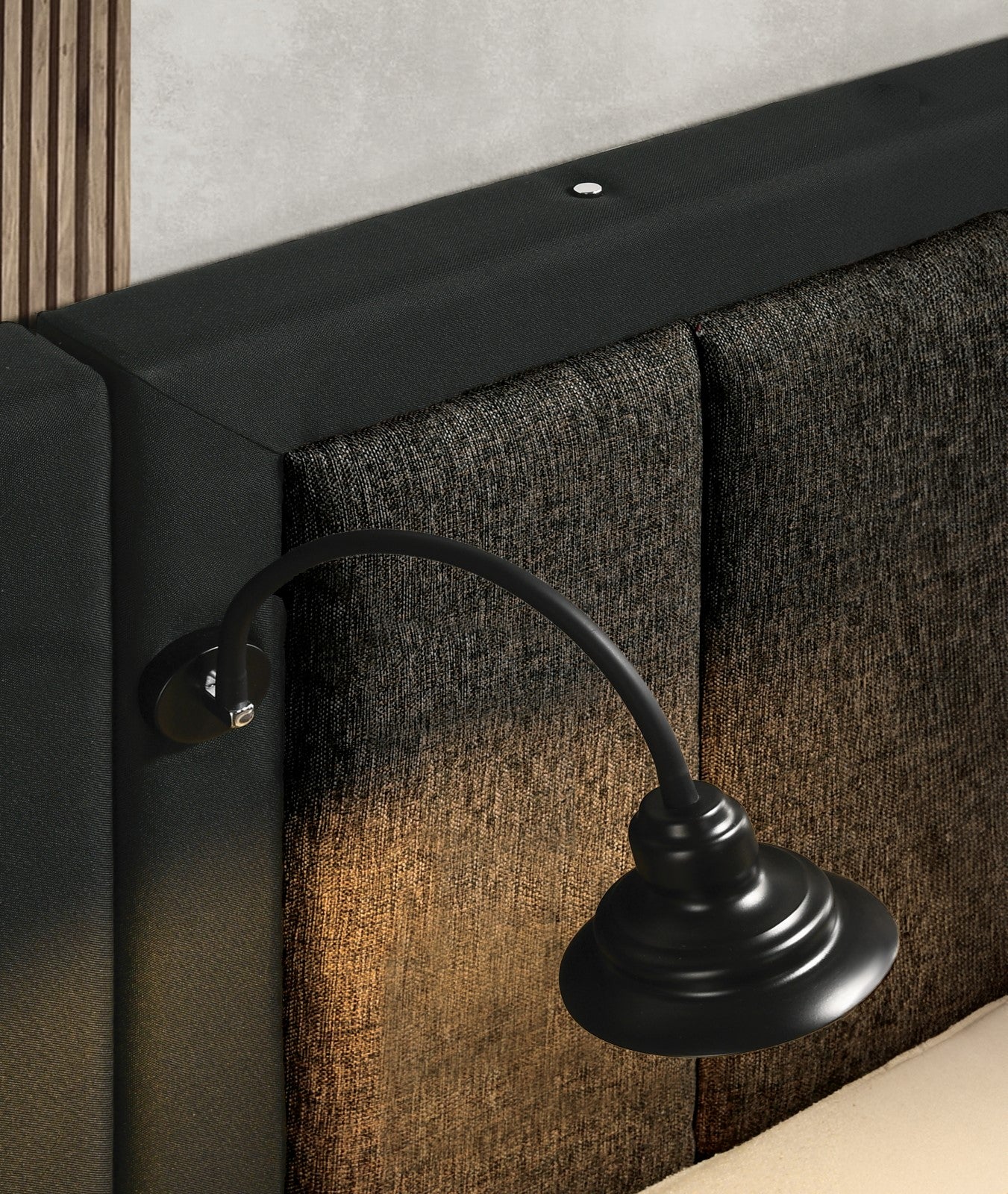 Chalfont 4 Pc Bedroom Set - King Bed