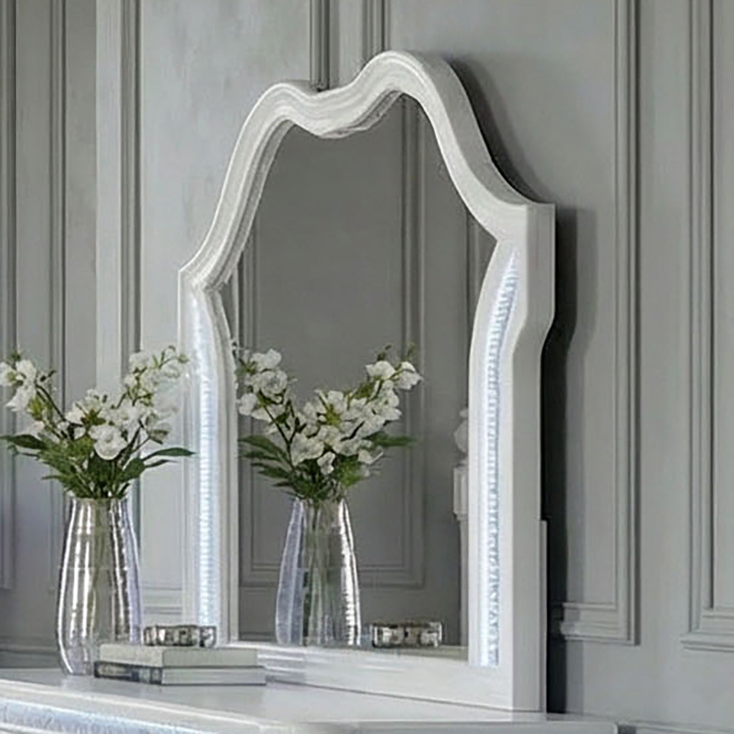 Swindon Pearl White Glam LED Bedroom Set