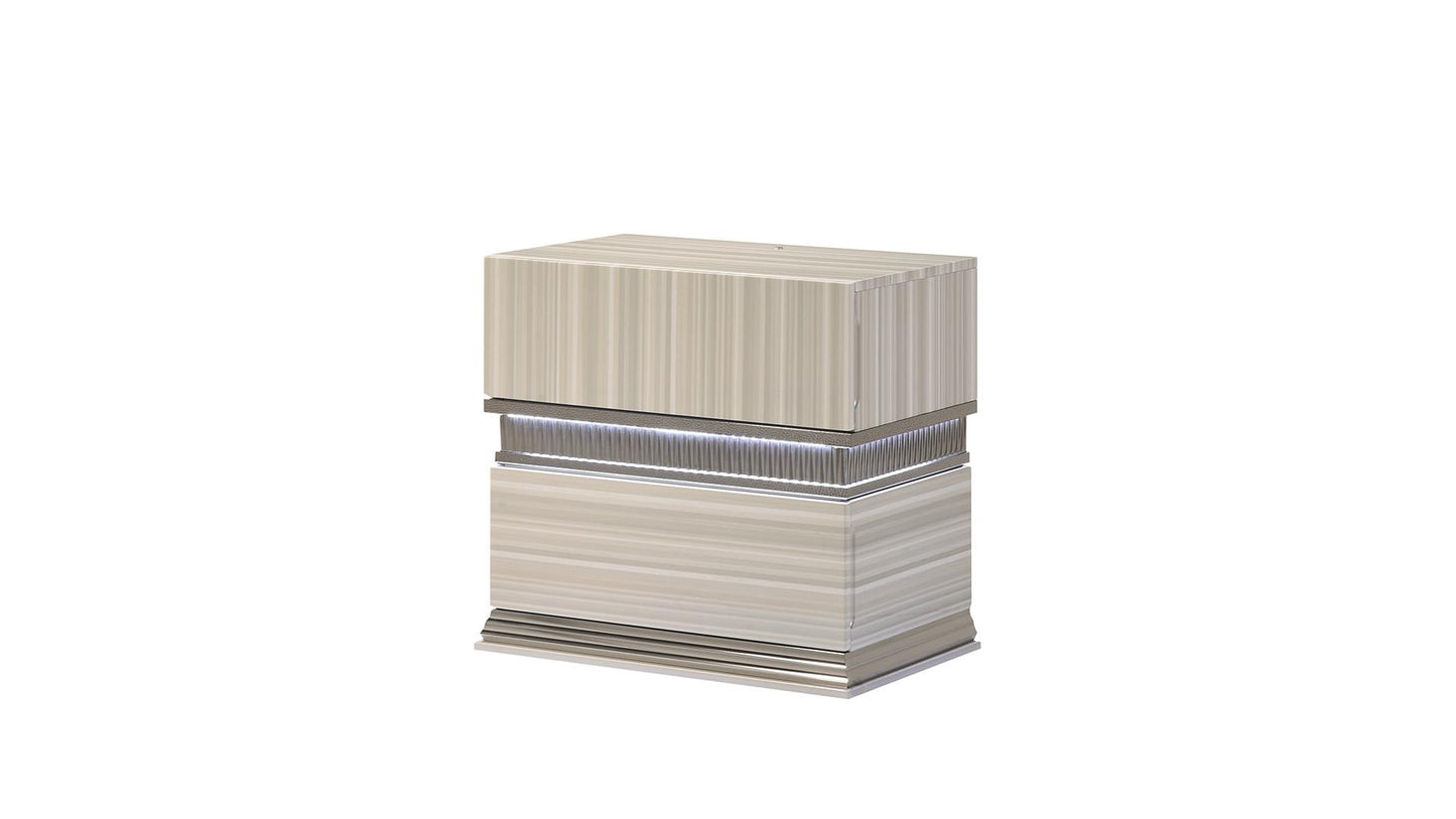 Leonor 4 Pc Modern Bedroom Collection