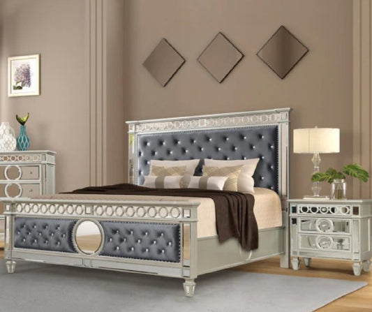 McFerran B1689 King Bed + 2 Nightstands