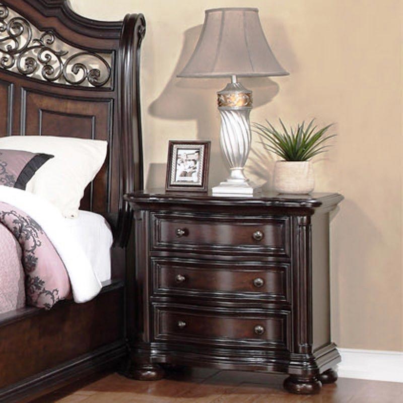 McFerran B367 Bedroom Set - 4 Pc King