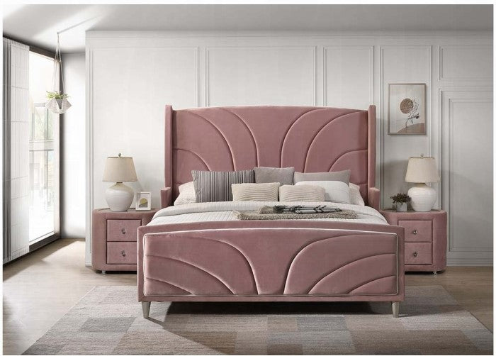Salonia Pink Velvet 4 Pc King Bedroom Set