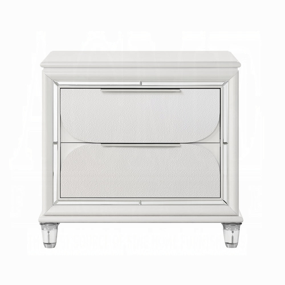 Tarian Boucle Bed & Pearl White Case Goods