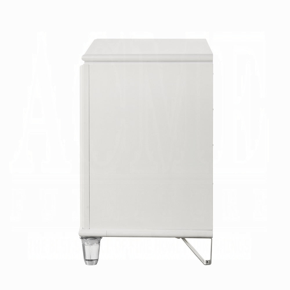 Tarian Boucle Bed & Pearl White Case Goods