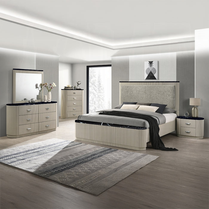 Travonte 4 Pc King Bedroom Set BD04881EK