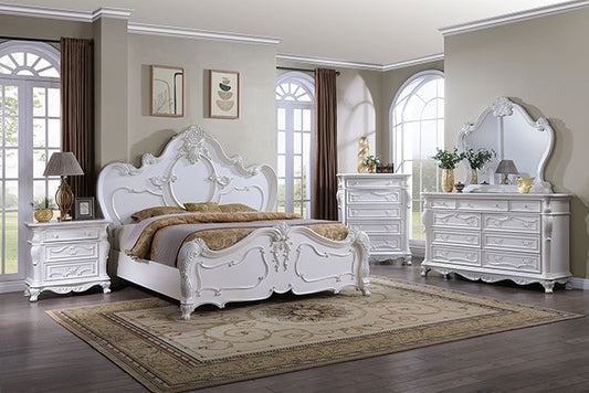 Roseli White Traditional Bedroom Collection