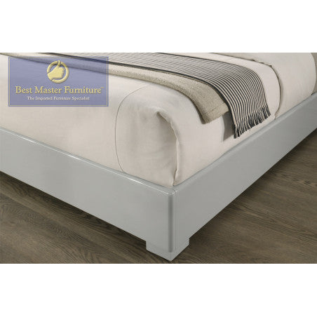 Velasca 4 Pc Modern Bedroom Set