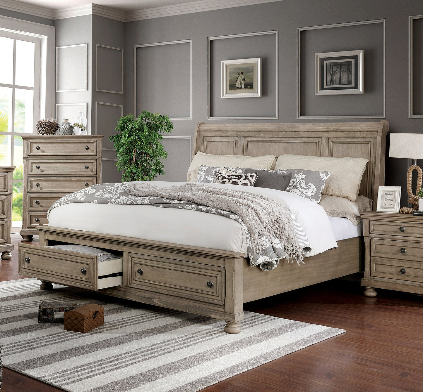 Wells CM7568 Queen Bed