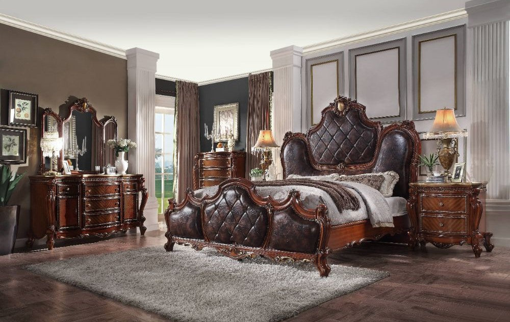 Picardy Honey Oak 4 Pc Bedroom Set - King Bed