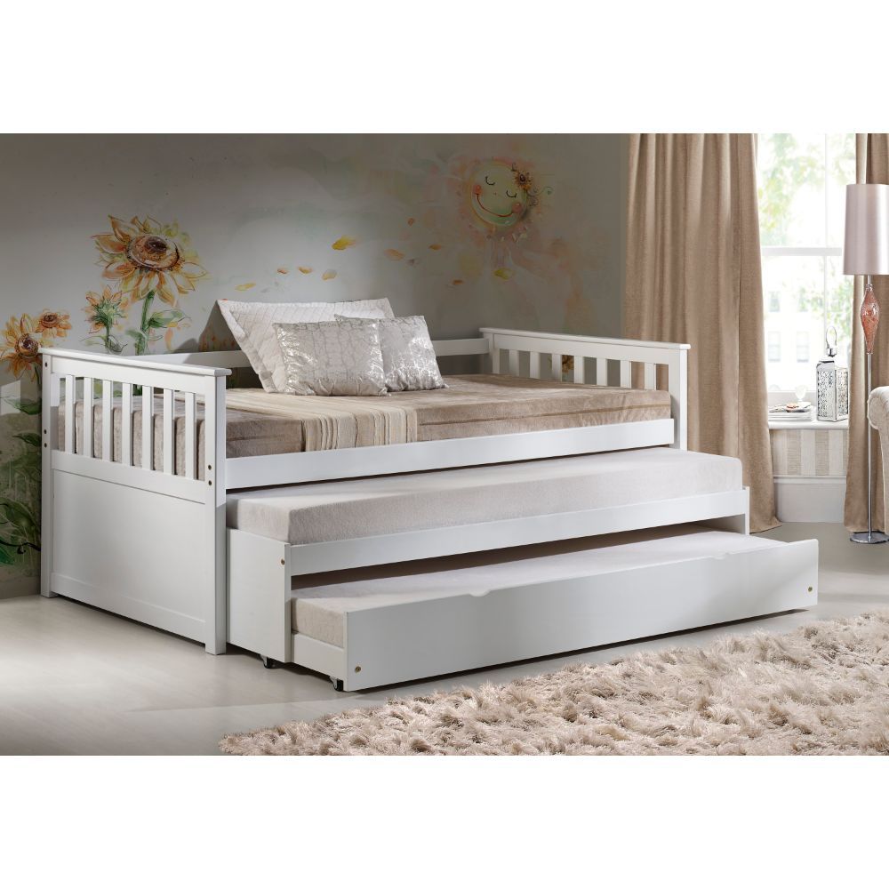 Cominia Twin Daybed + 2 Trundles - White Finish