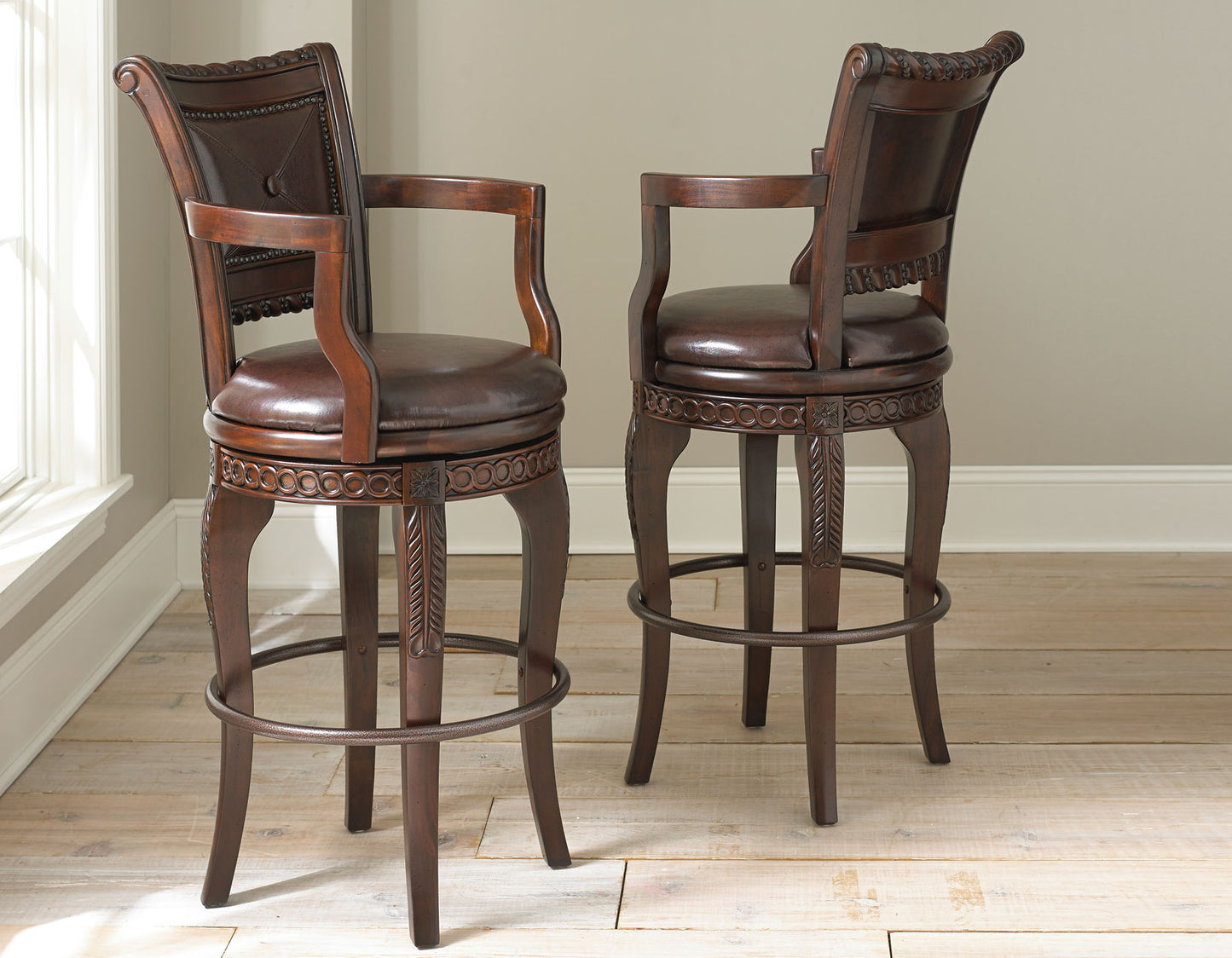 Taburete de bar estilo clásico Antoinette de 30" - Juego de 2