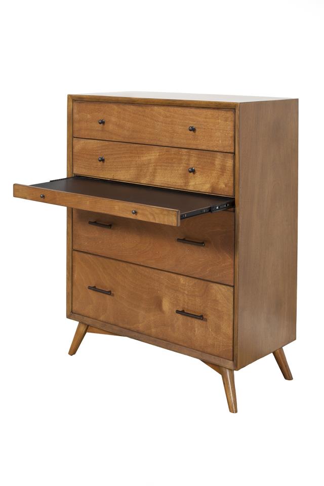 Flynn Chest