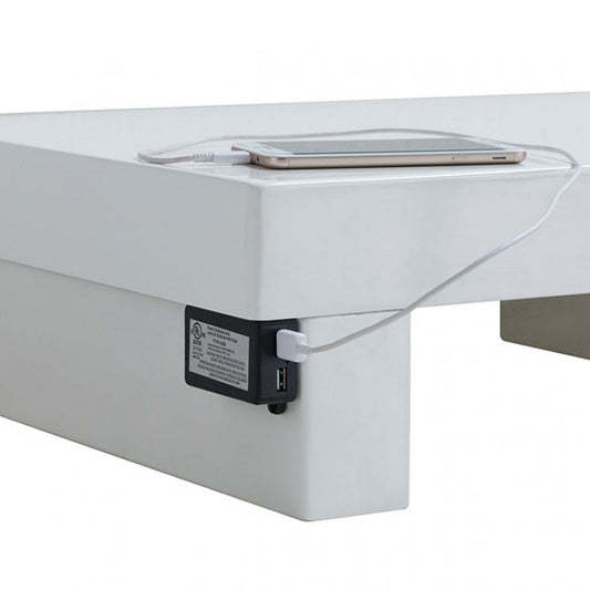 Mesita de noche Christie CM7550N