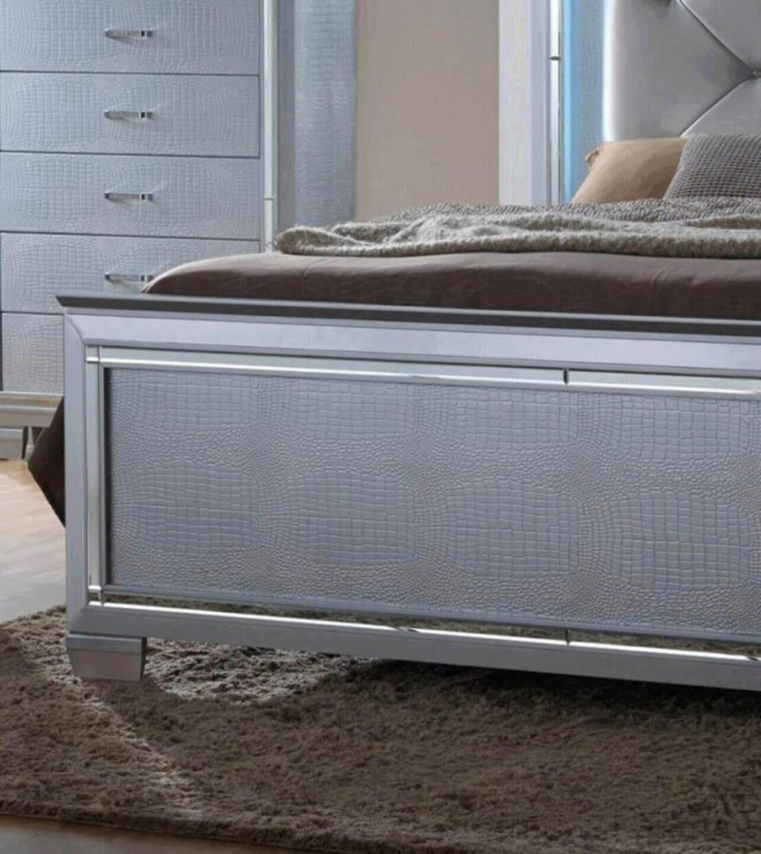 Lillian Bedroom Collection B7100 by Crown Mark